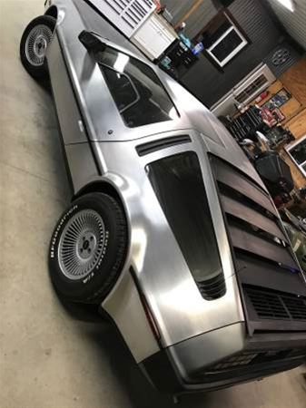 1981 DeLorean DMC12