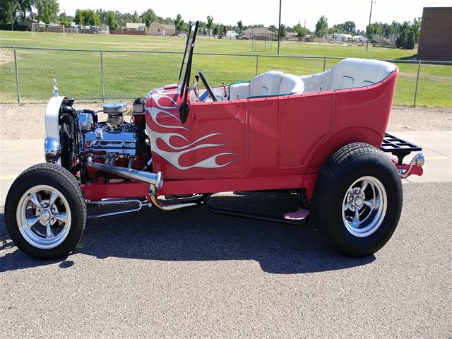 1927 Ford Sedan