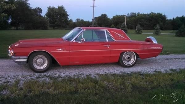 1964 Ford Thunderbird