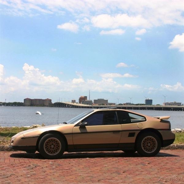 1987 Pontiac Fiero