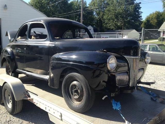 1941 Ford Deluxe