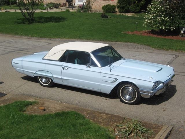 1965 Ford Thunderbird