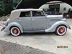 1935 Ford Sedan 