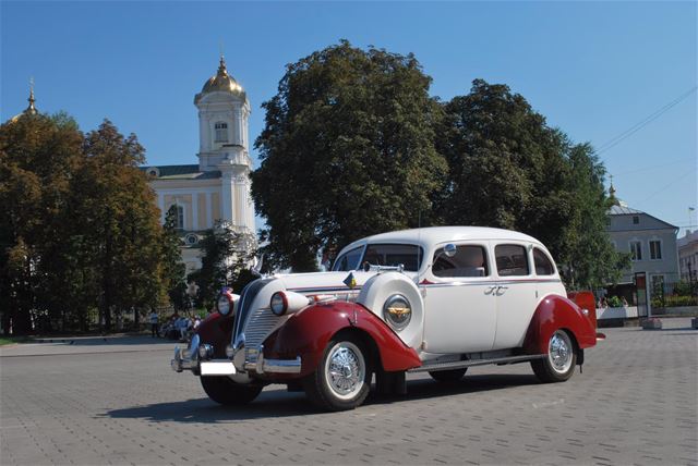 1937 Hudson Custom Eight