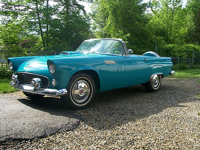 1956 Ford Thunderbird