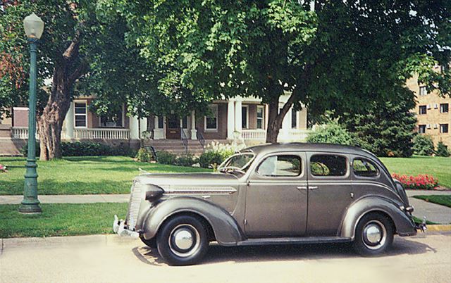 1937 Dodge D5