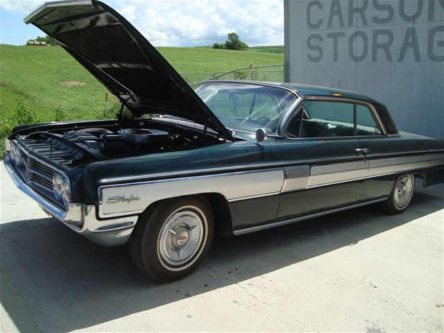 1962 Oldsmobile Starfire