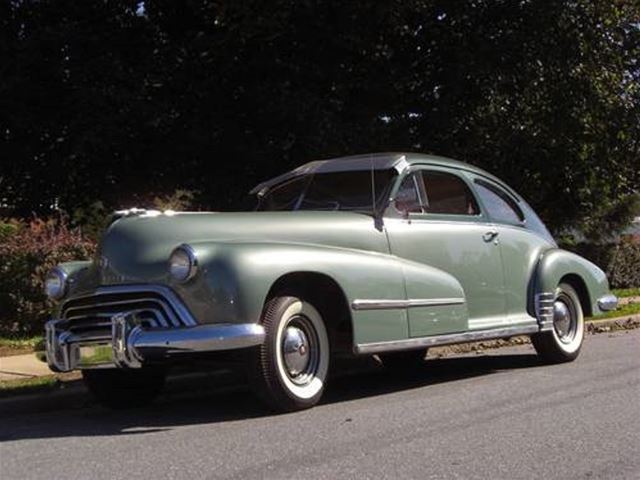 1948 Oldsmobile 78 Sedanette