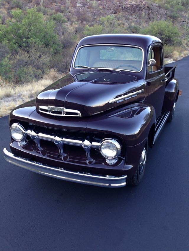 1951 Ford F2