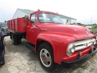 1953 Ford F600