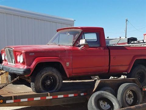 1966 Jeep J 300