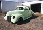 1940 Ford Deluxe 