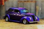 1937 Ford Sedan 