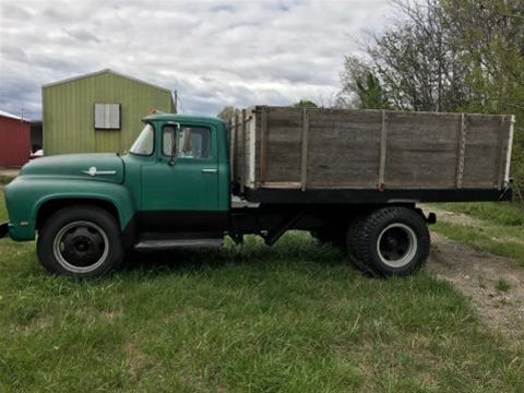 1946 Ford F6