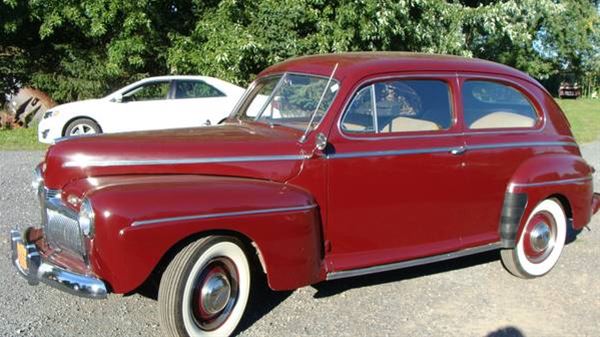 1942 Ford Coupe