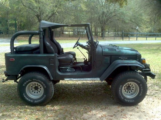 1975 Toyota Land Cruiser - Bag Helmet