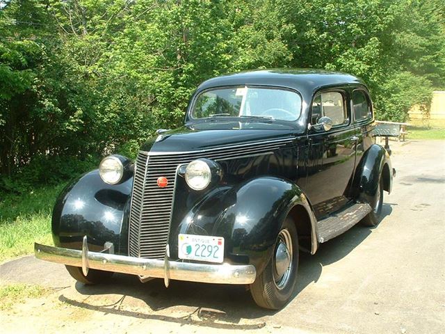 1937 Studebaker Dictator