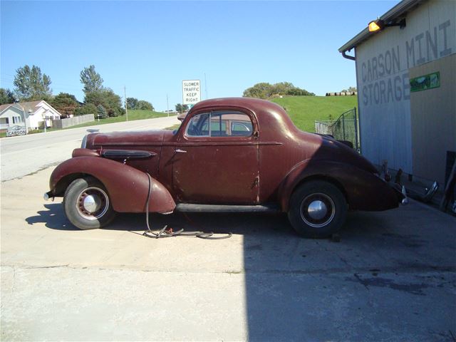 1935 Oldsmobile 3-W Coupe