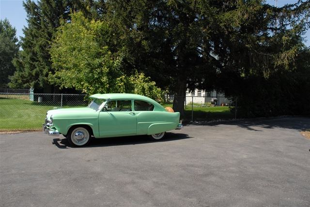 1951 Kaiser Henry J