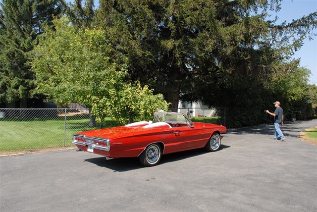 1966 Ford Thunderbird