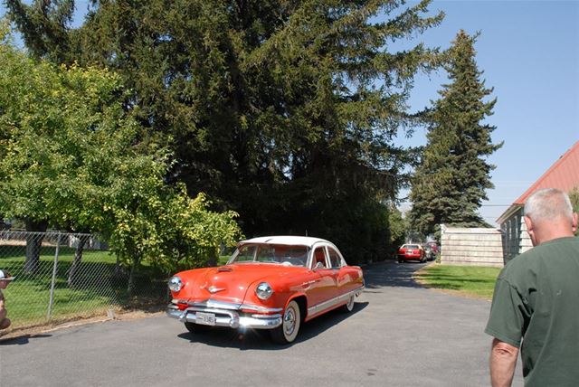 1953 Kaiser Manhattan