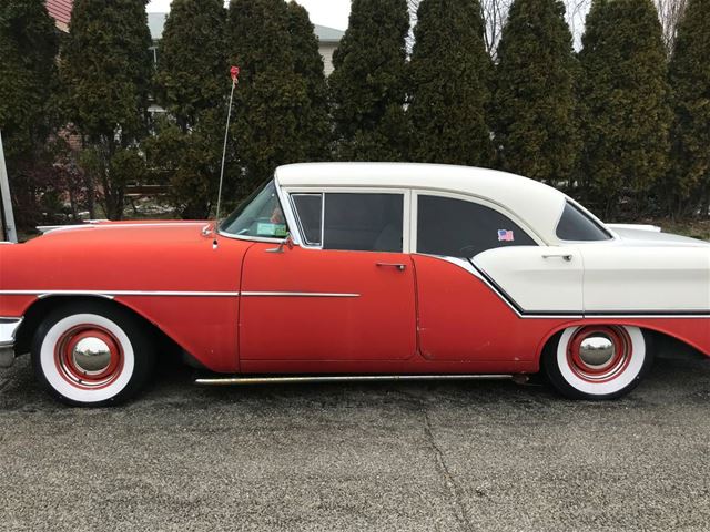 1957 Oldsmobile Holiday