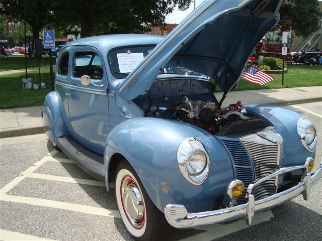 1940 Ford Deluxe