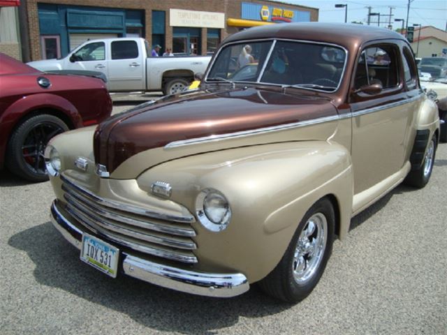 1946 Ford Super Deluxe