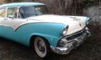 1955 Ford Fairlane 