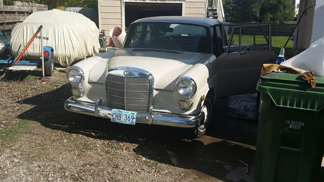 1968 Mercedes 200D