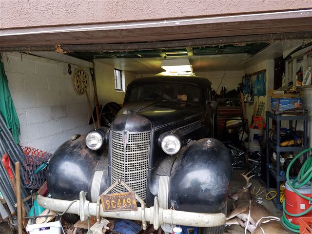 1936 Oldsmobile Sedan