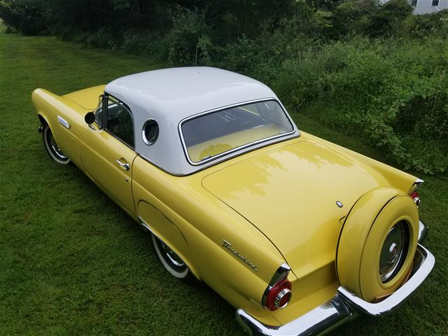 1956 Ford Thunderbird