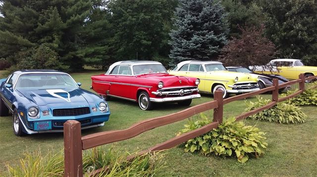 1954 Ford Skyliner