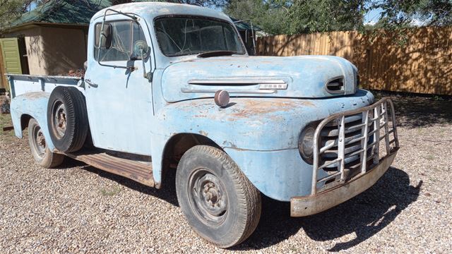 1949 Ford F2