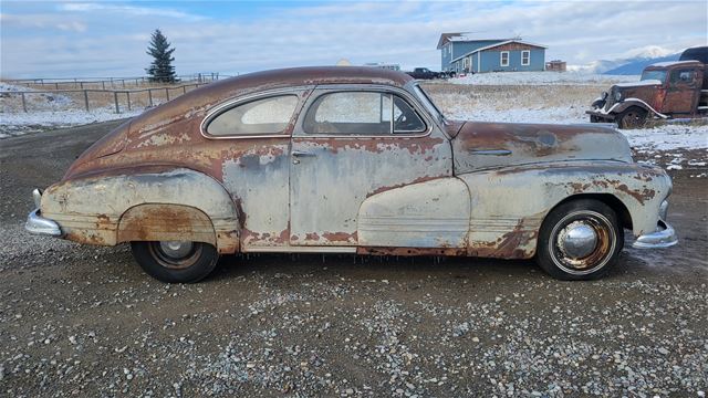 1947 Pontiac Torpedo