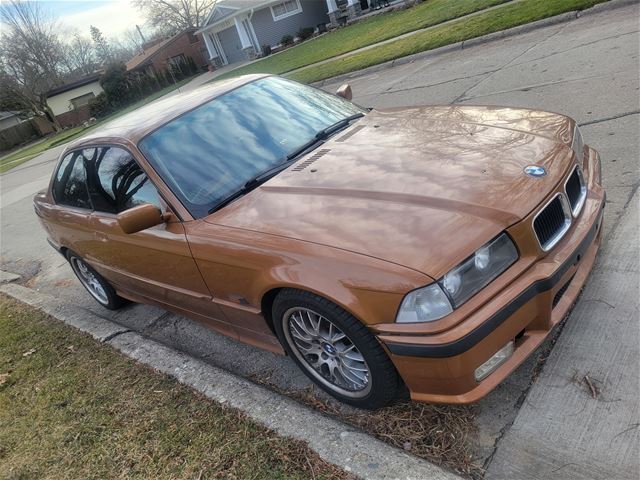 1995 BMW 318is
