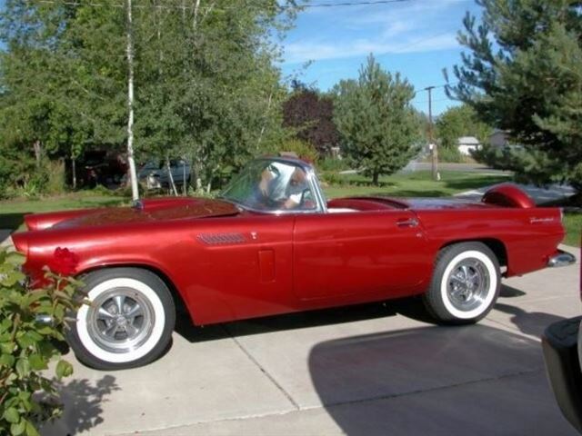 1956 Ford Thunderbird