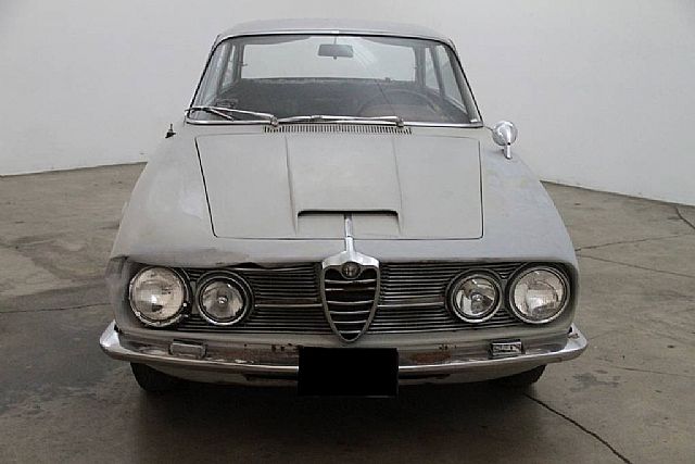 1965 Alfa Romeo 2600