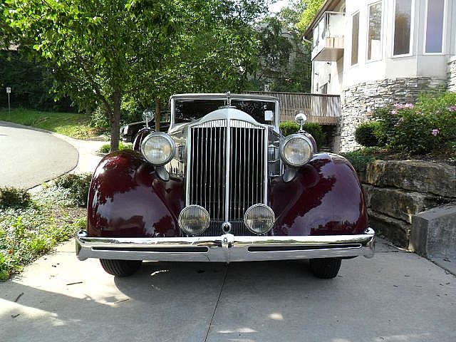 1935 Packard 1202