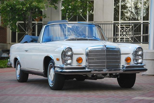 1971 Mercedes 200