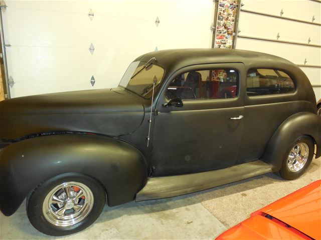 1940 Ford Sedan