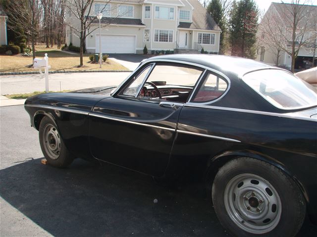 1967 Volvo P1800