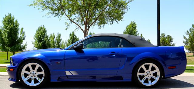 2005 Ford Saleen