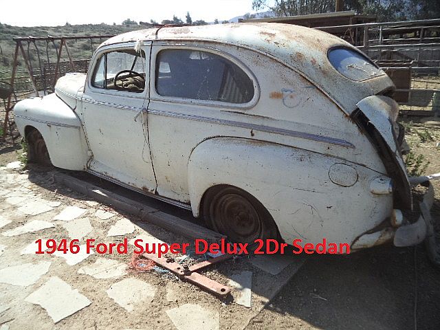 1946 Ford Sedan
