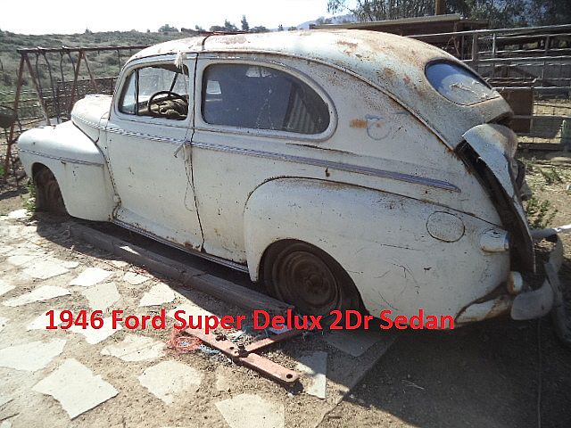 1946 Ford Sedan