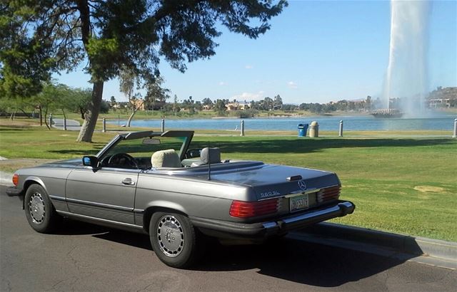 1989 Mercedes 560SL