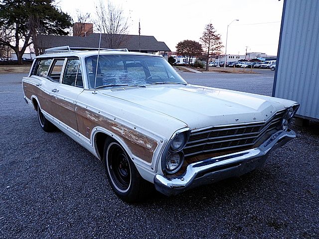 1967 Ford Country Squire