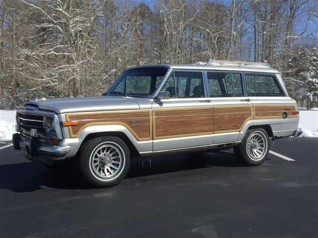 1988 Jeep Grand Wagoneer