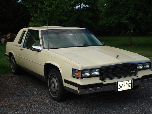 1984 Cadillac Fleetwood