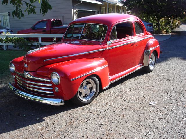 1947 Ford 2 Door